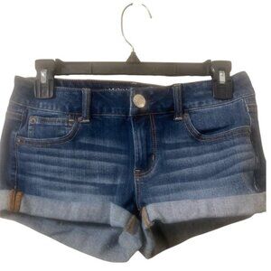 AEO Shortie Denim Shorts Size 4